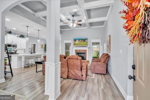 108 Timber Ridge Circle, Byron, GA 31008