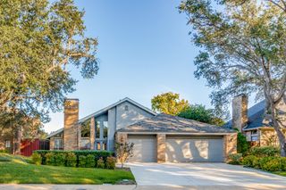 5209 Old Shepard Place, Plano, TX 75093
