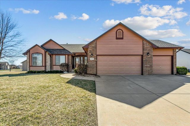 2407 N Flutter Lane, Wichita, KS 67228
