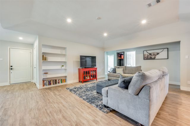 13220 Kerr Trail, Farmers Branch, TX 75244