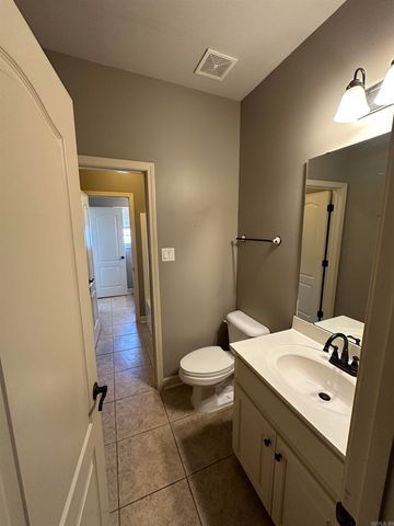 6590 Pierce Manse Loop, Benton, AR 72019