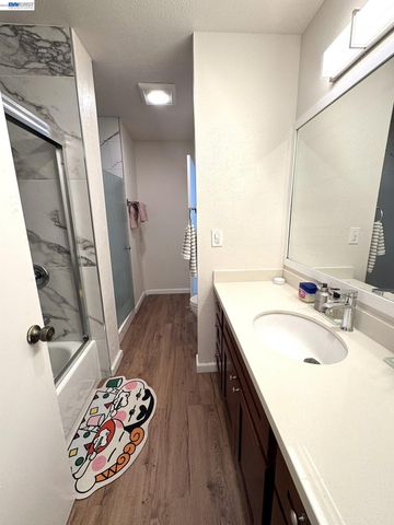 19901 Forest Ave, Castro Valley, CA 94546