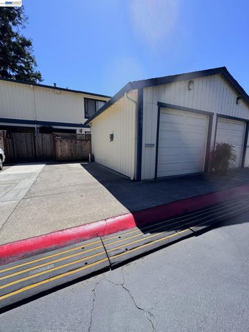 19901 Forest Ave, Castro Valley, CA 94546