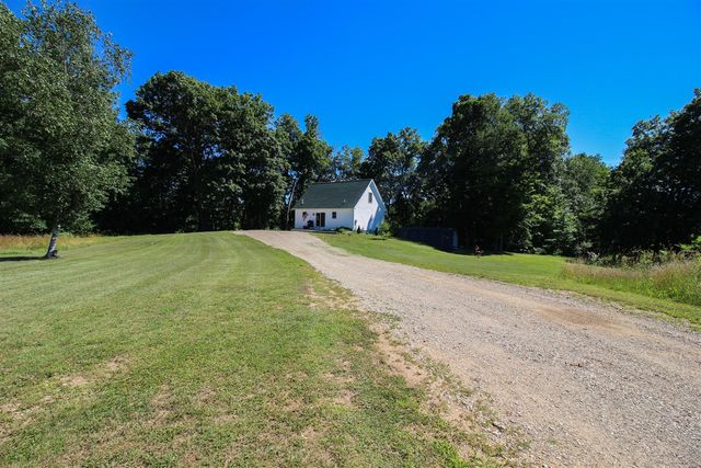 60061 Shafer Brothers Road, Three Rivers, MI 49093