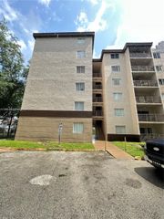 15231 SW 80th St 401, Miami, FL 33193