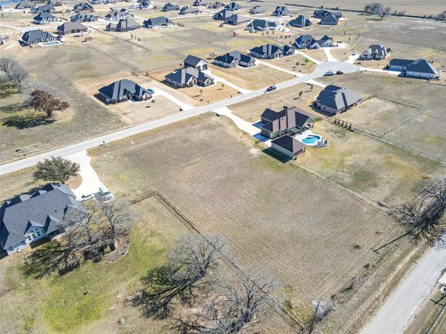 209 Maverick Court, Granbury, TX 76049