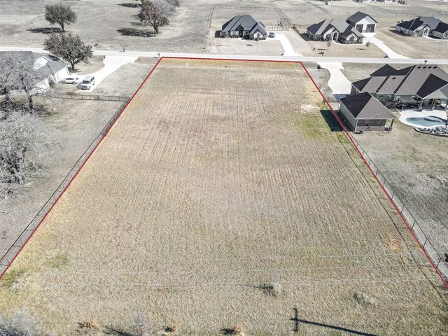 209 Maverick Court, Granbury, TX 76049