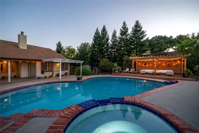 1590 Shiloh Place, Templeton, CA 93465