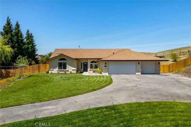 1590 Shiloh Place, Templeton, CA 93465