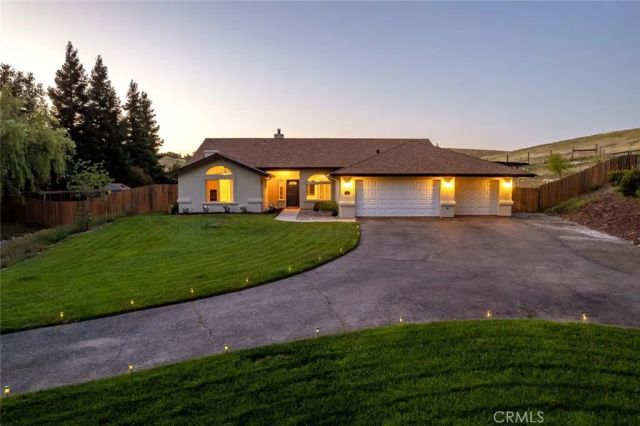 1590 Shiloh Place, Templeton, CA 93465