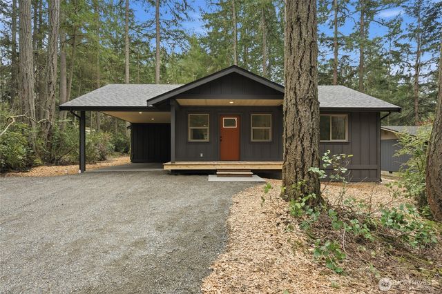 11408 Laurel Place, Anderson Island, WA 98303
