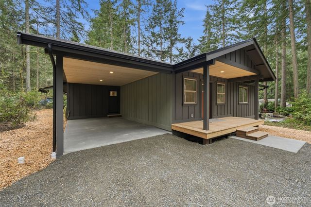 11408 Laurel Place, Anderson Island, WA 98303