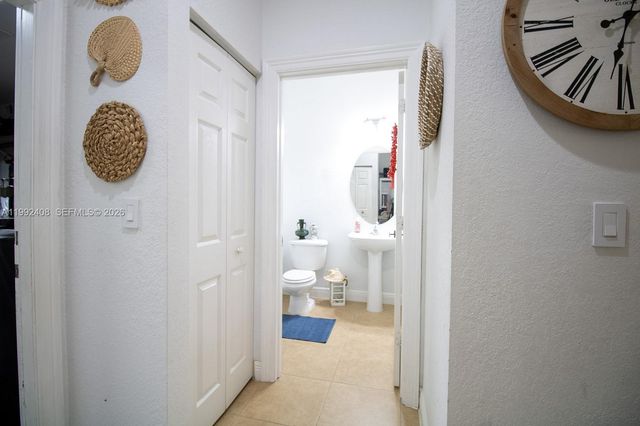 2607 SW 99th Way, Miramar, FL 33025