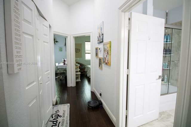 2607 SW 99th Way, Miramar, FL 33025