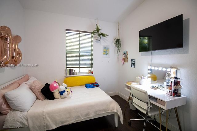 2607 SW 99th Way, Miramar, FL 33025