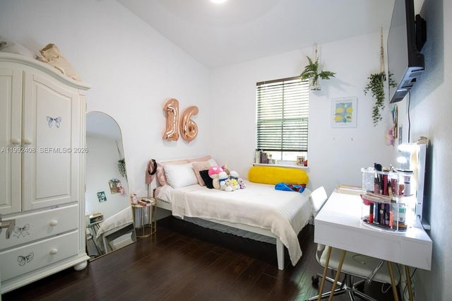 2607 SW 99th Way, Miramar, FL 33025