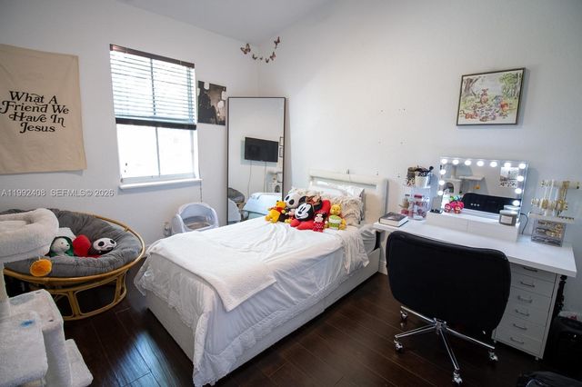 2607 SW 99th Way, Miramar, FL 33025