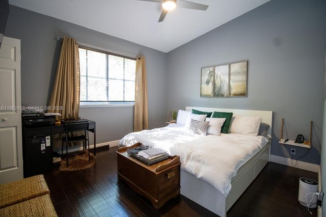 2607 SW 99th Way, Miramar, FL 33025