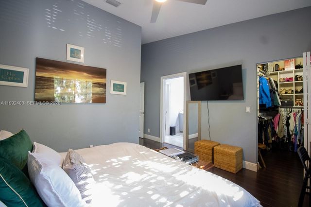 2607 SW 99th Way, Miramar, FL 33025