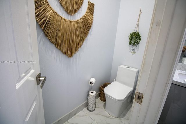 2607 SW 99th Way, Miramar, FL 33025