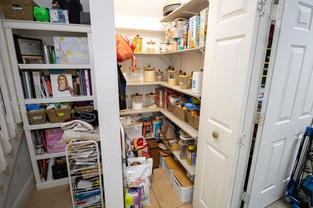 2607 SW 99th Way, Miramar, FL 33025