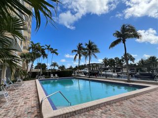 2350 NE 135th Street 704, North Miami, FL 33181