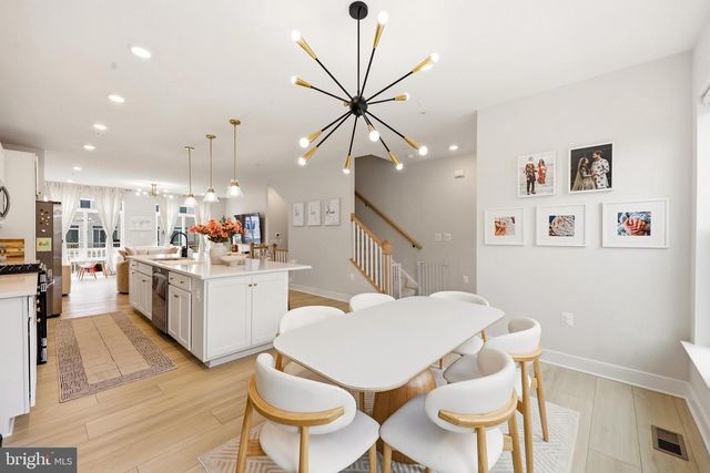 22810 TAWNY PINE SQ, Ashburn, VA 20148