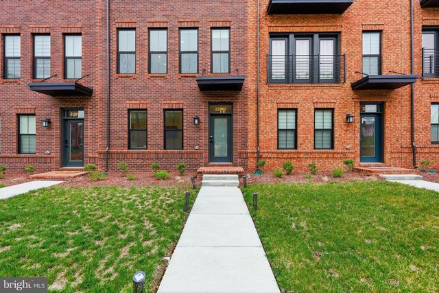 22810 TAWNY PINE SQ, Ashburn, VA 20148