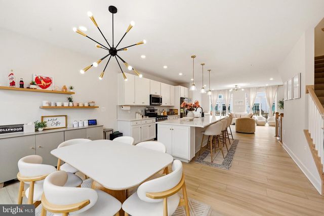 22810 TAWNY PINE SQ, Ashburn, VA 20148