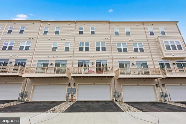 22810 TAWNY PINE SQ, Ashburn, VA 20148