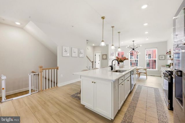 22810 TAWNY PINE SQ, Ashburn, VA 20148