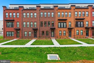 22810 TAWNY PINE SQ, Ashburn, VA 20148