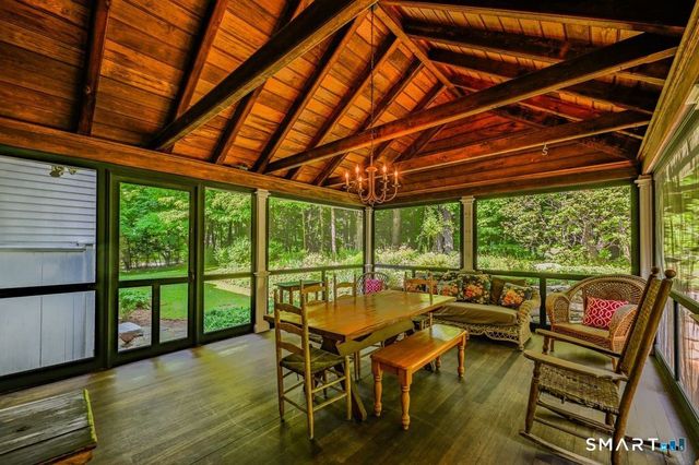 40 Ruffin Road, Woodbury, CT 06798