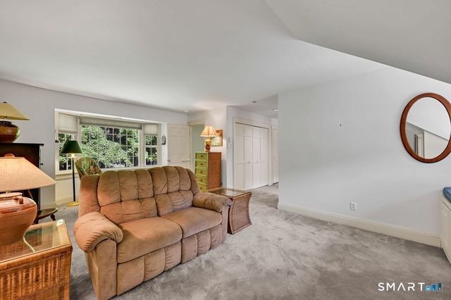40 Ruffin Road, Woodbury, CT 06798