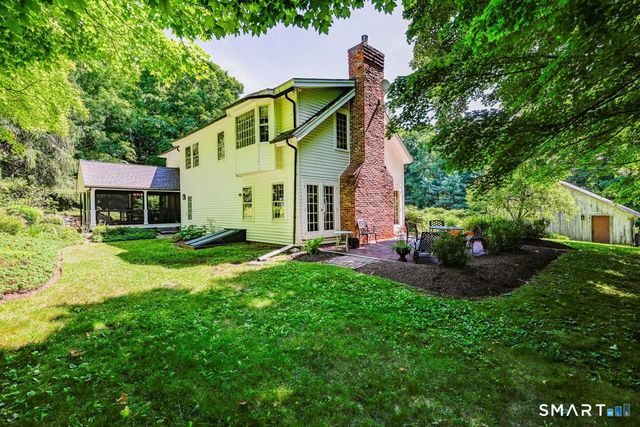 40 Ruffin Road, Woodbury, CT 06798