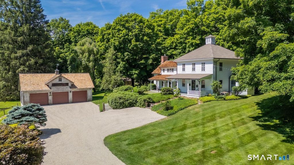 40 Ruffin Road, Woodbury, CT 06798