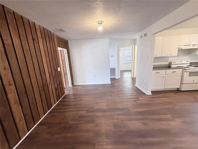 2240 JUNGLE STREET, Lakeland, FL 33801