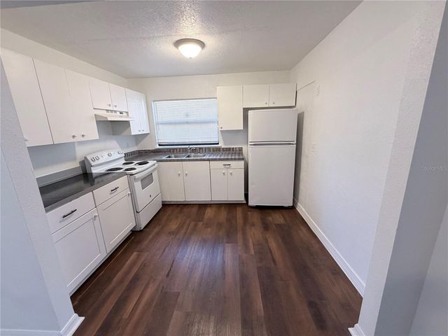 2240 JUNGLE STREET, Lakeland, FL 33801