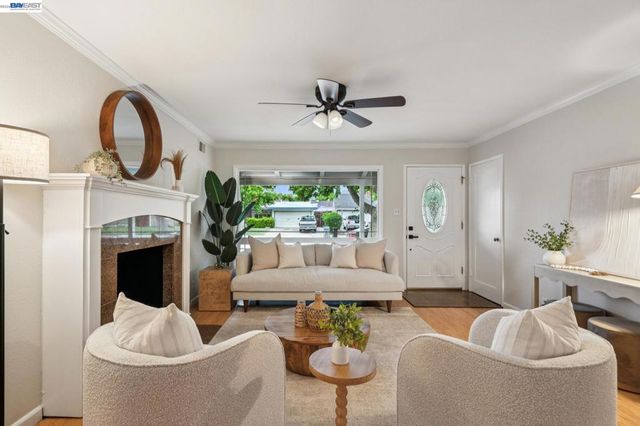 13602 Marmont Way, San Jose, CA 95127