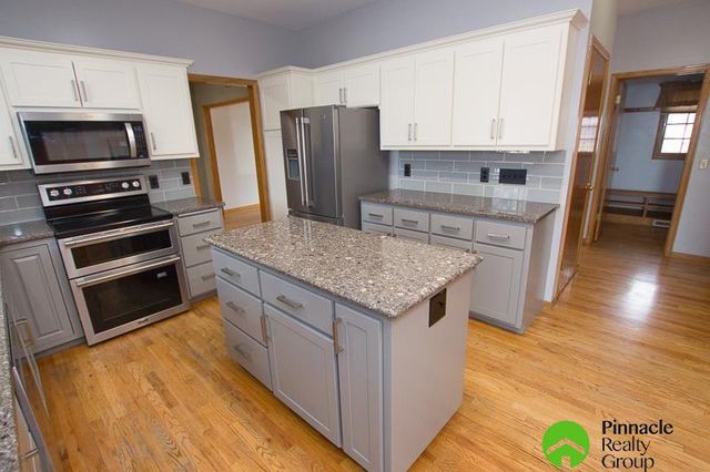 7005 Woody Creek Circle, Lincoln, NE 68516