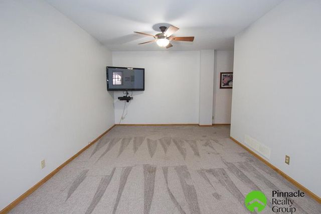 7005 Woody Creek Circle, Lincoln, NE 68516