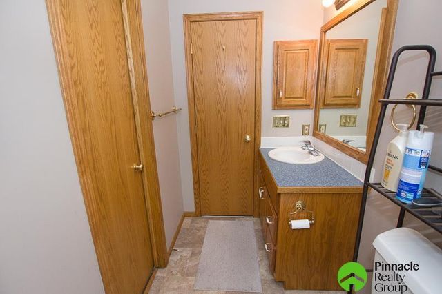 7005 Woody Creek Circle, Lincoln, NE 68516