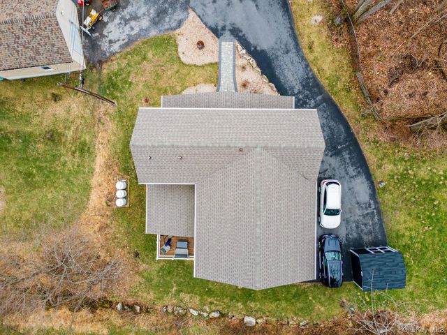 15 Rock Cut Lane, Pleasant Valley, NY 12569