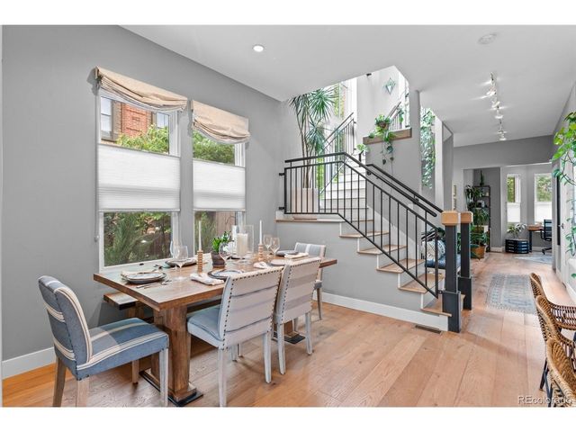 2880 Curtis St, Denver, CO 80205