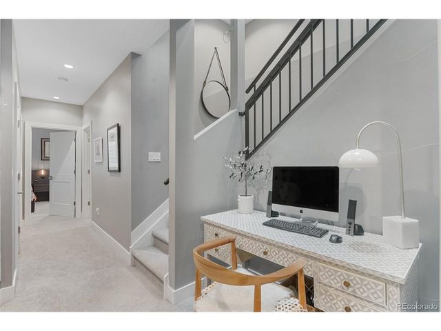 2880 Curtis St, Denver, CO 80205