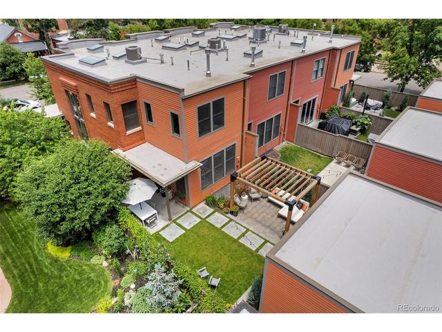 2880 Curtis St, Denver, CO 80205