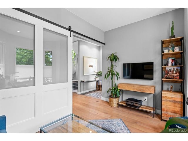 2880 Curtis St, Denver, CO 80205