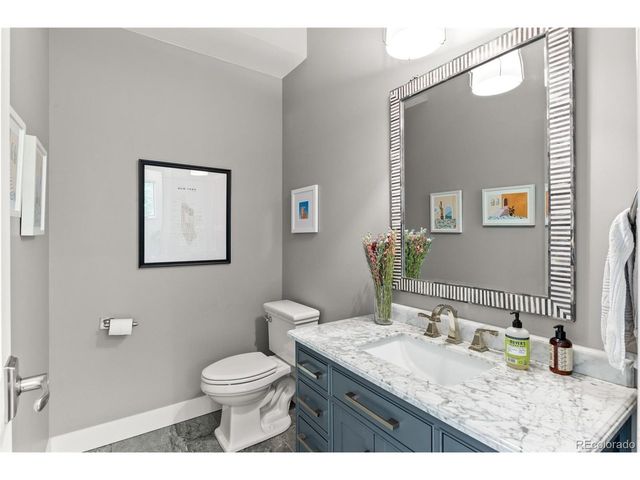 2880 Curtis St, Denver, CO 80205