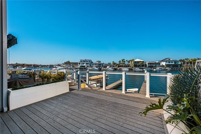 3965 Aladdin Drive, Huntington Beach, CA 92649