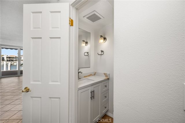 3965 Aladdin Drive, Huntington Beach, CA 92649